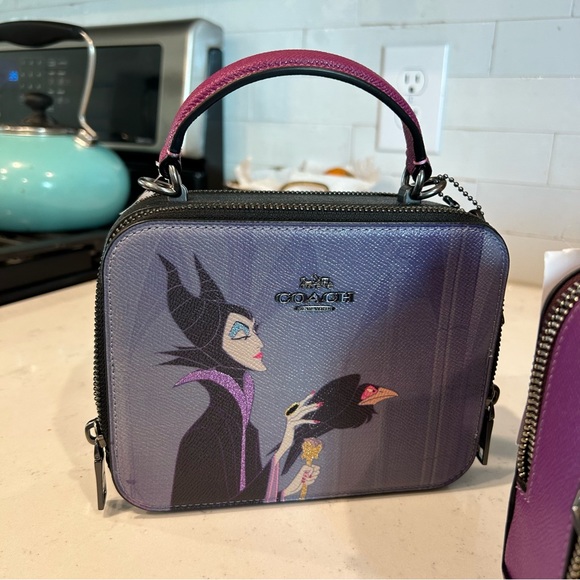 Coach X Disney Villains Box Crossbody collection - Picture 3 of 6